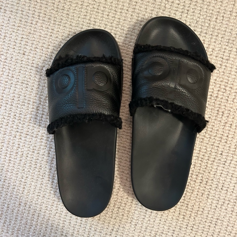Alo slides